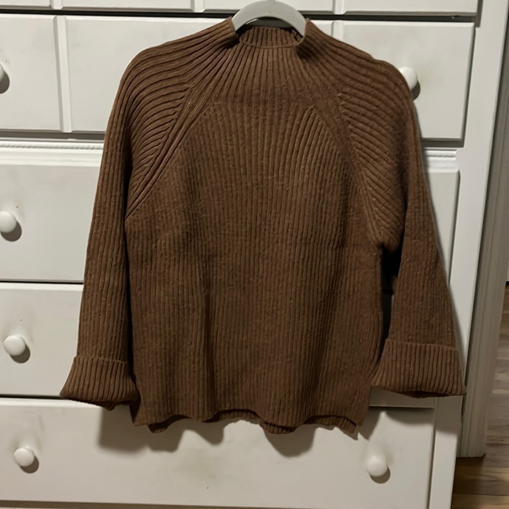 Medium sweater